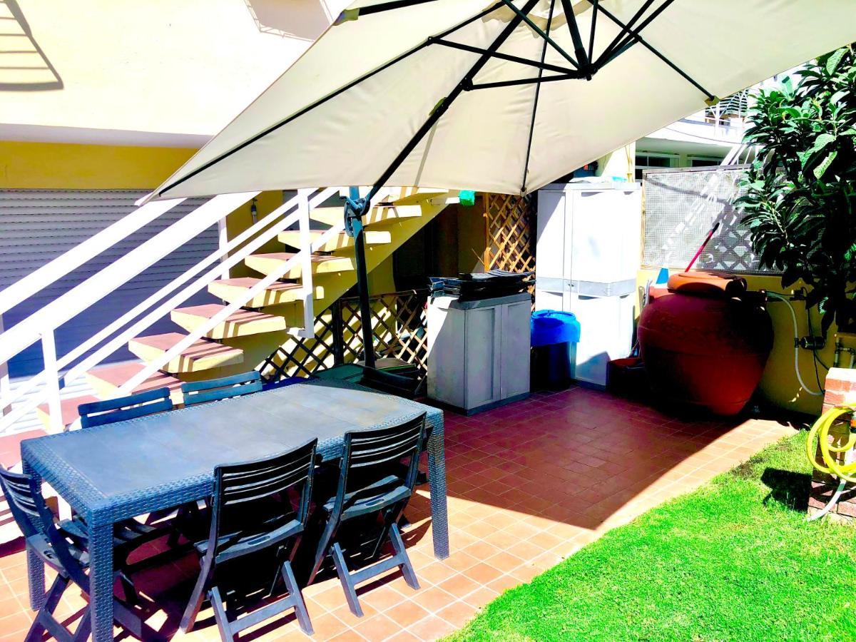 Villa Poetto Beach By Home And Experience , Cagliari, Poetto Eksteriør billede