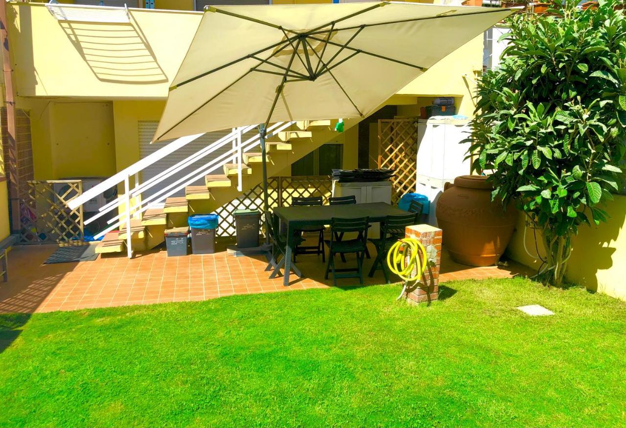 Villa Poetto Beach By Home And Experience , Cagliari, Poetto Eksteriør billede