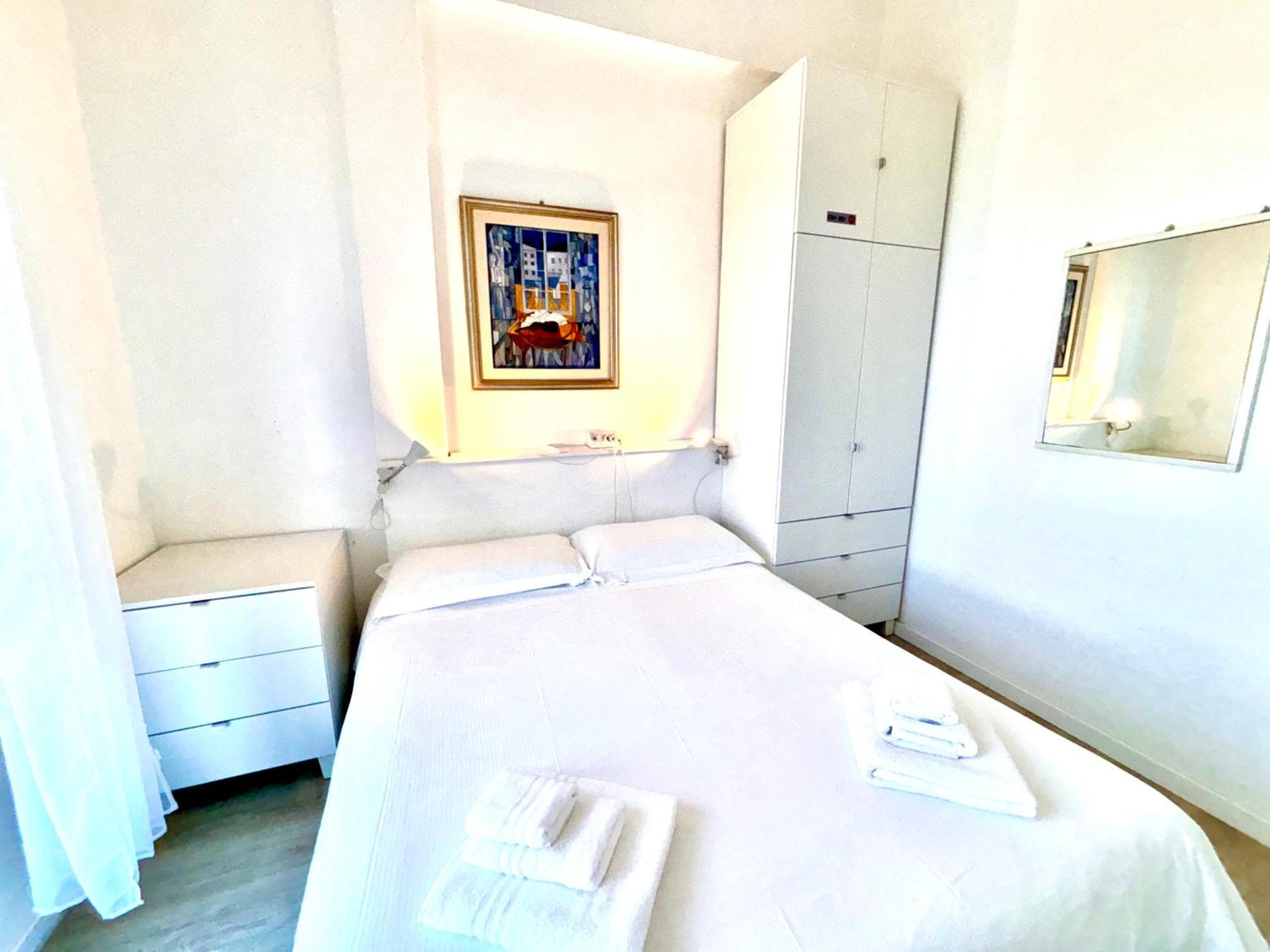 Villa Poetto Beach By Home And Experience , Cagliari, Poetto Eksteriør billede