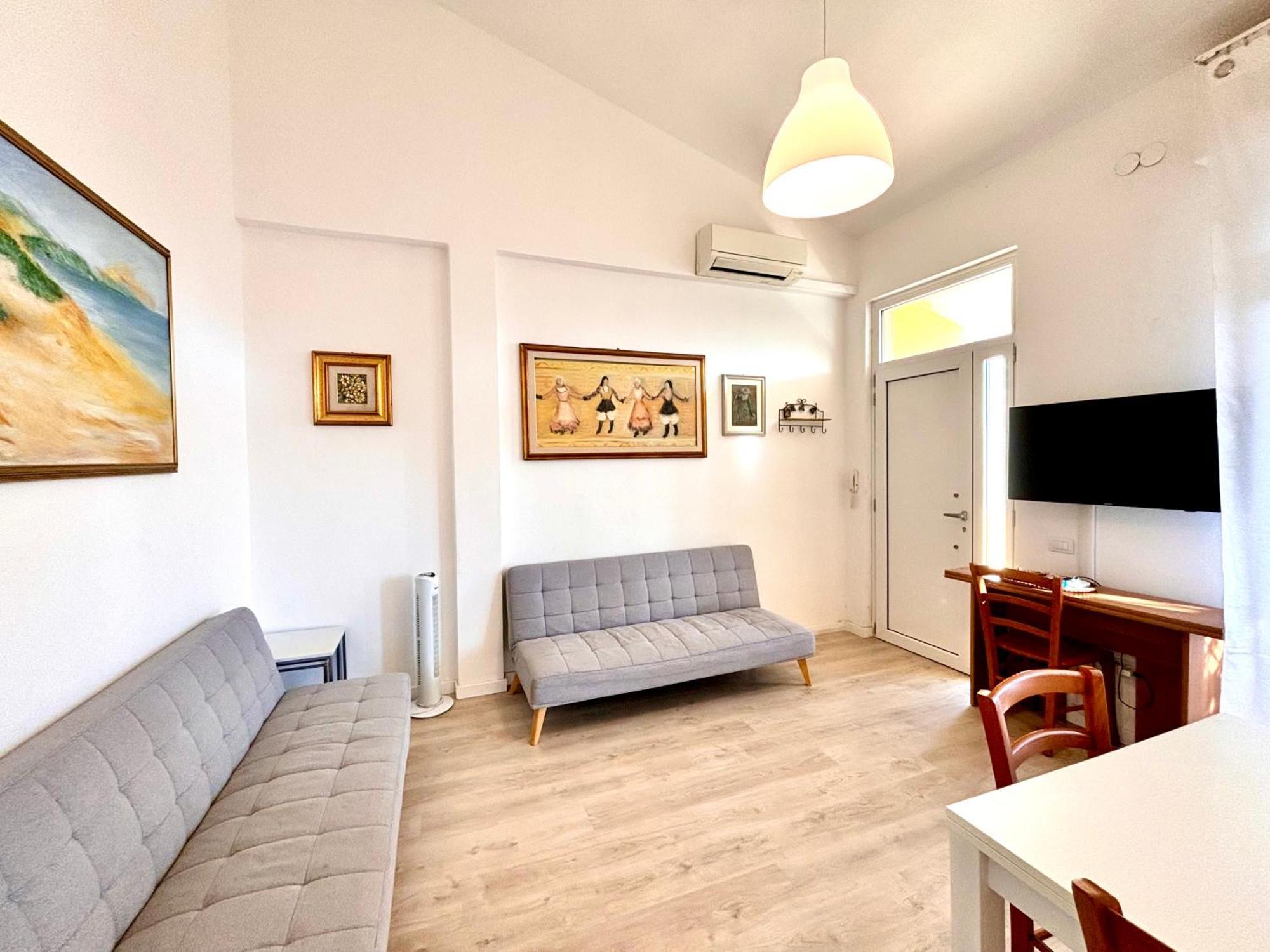 Villa Poetto Beach By Home And Experience , Cagliari, Poetto Eksteriør billede